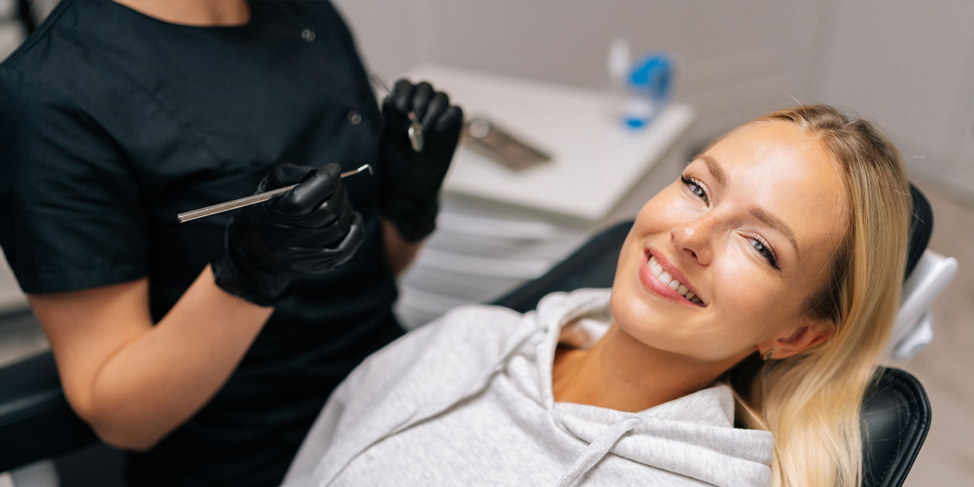 dental patient fixing dental complications