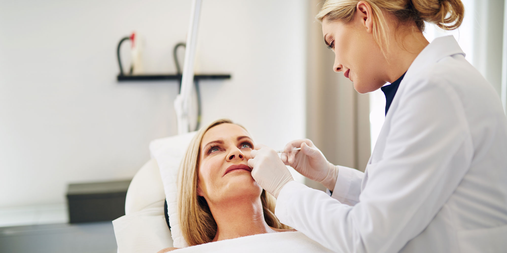 botox patient getting procedure